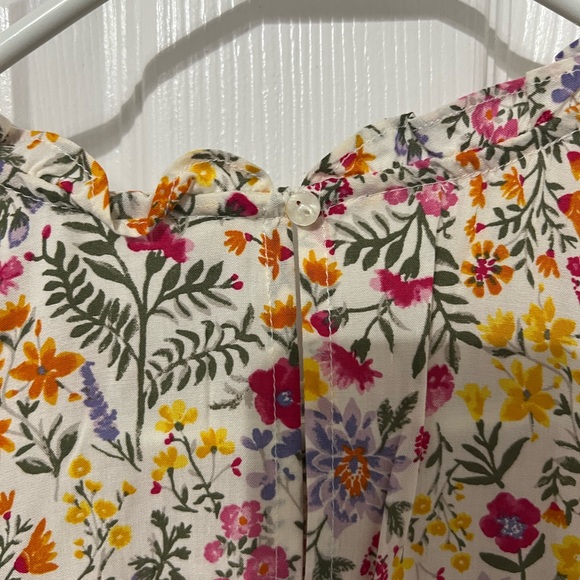 Old Navy XL Women’s Blouse Floral print - Picture 3 of 4